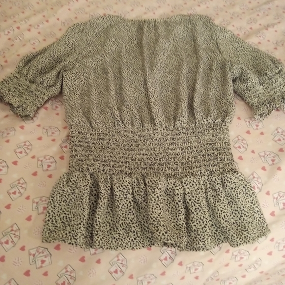 Sienna Sky Black and White Patterned Blouse  Pre-owned Good Condition Size Small - Picture 2 of 6